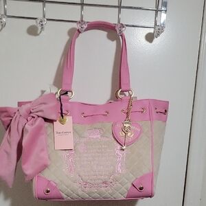 Juicy Couture Pink and Cream Daydreamet Bag with Bow and Gold Charm
